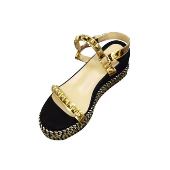 Мода Самоличността на Клинове Дизайн Дамски Обувки Тъкане на Нитове Декор Обувки на Платформа 2022 Летни Сандали с Отворени Пръсти и Каишка с Катарама
