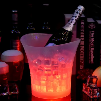5L RGB Цветно Водонепроницаемое е Пластмасова Кофа С Led Осветление Лед Bucket Bar Осветява Шампанско, Уиски, Бира Кофа Барове Нощно Парти